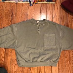 Boxy heavy knit henley